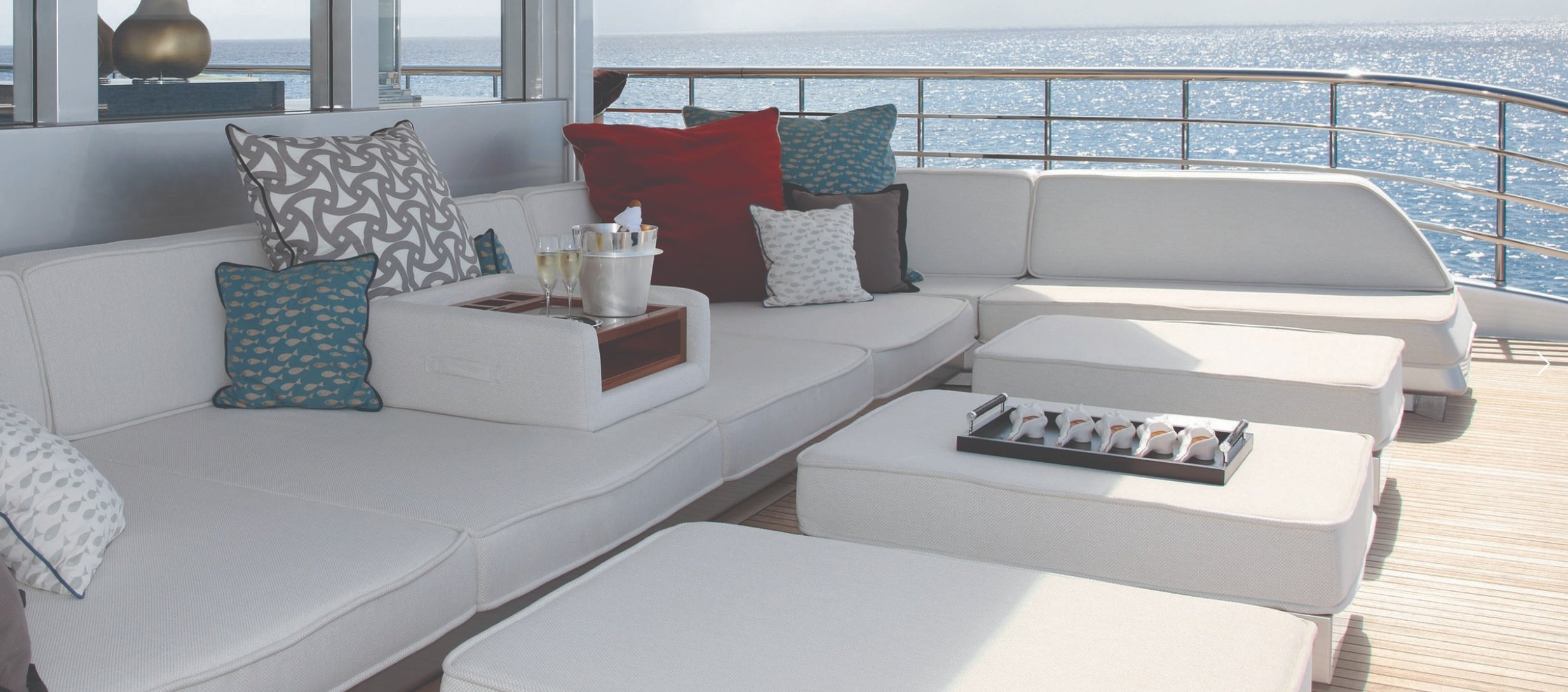 intérieur de yacht Tango