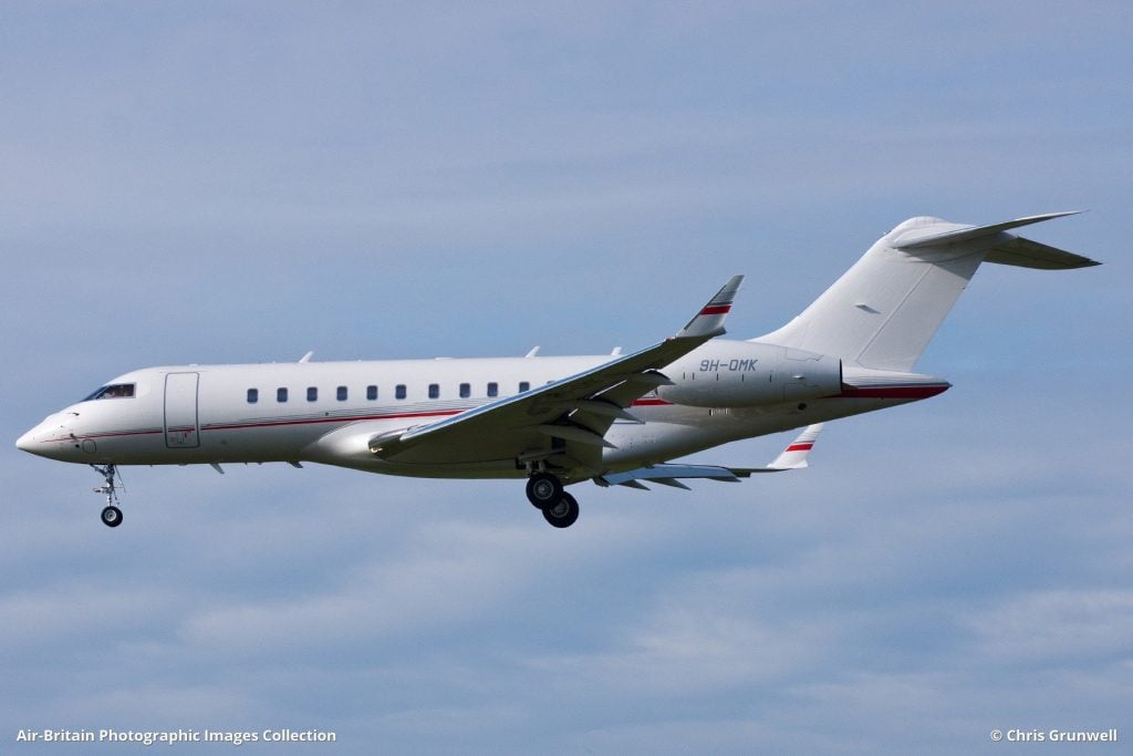 9H-OMK Bombardier Global 5000 