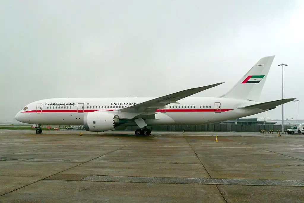 A6-PFC B787 الشيخ طحنون بن زايد أبوظبي