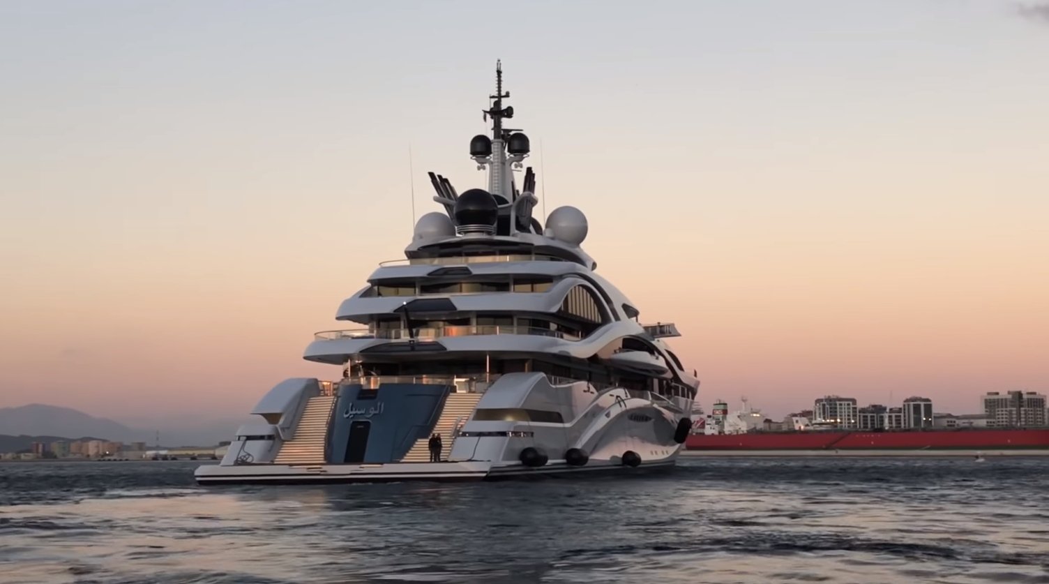 Al Lusail Yacht - Lurssen - 2017 - Emir of Qatar