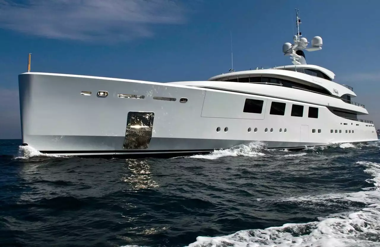 RAHIL Yacht • Benetti • 2011 • Propriétaire Arkady Rotenberg