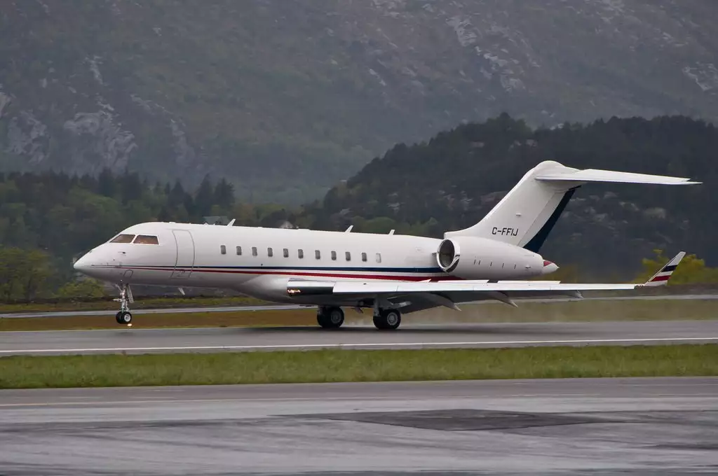 C-FFIJ Bombardier G5000 Джон Рисли 