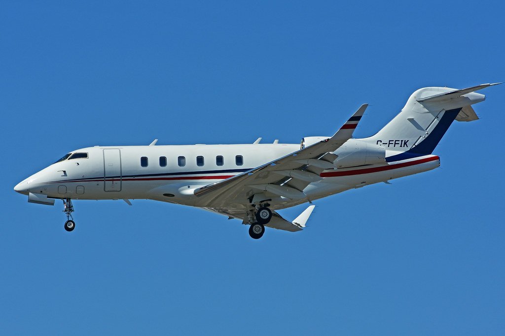 Avión C-FFIK Challenger John Risley