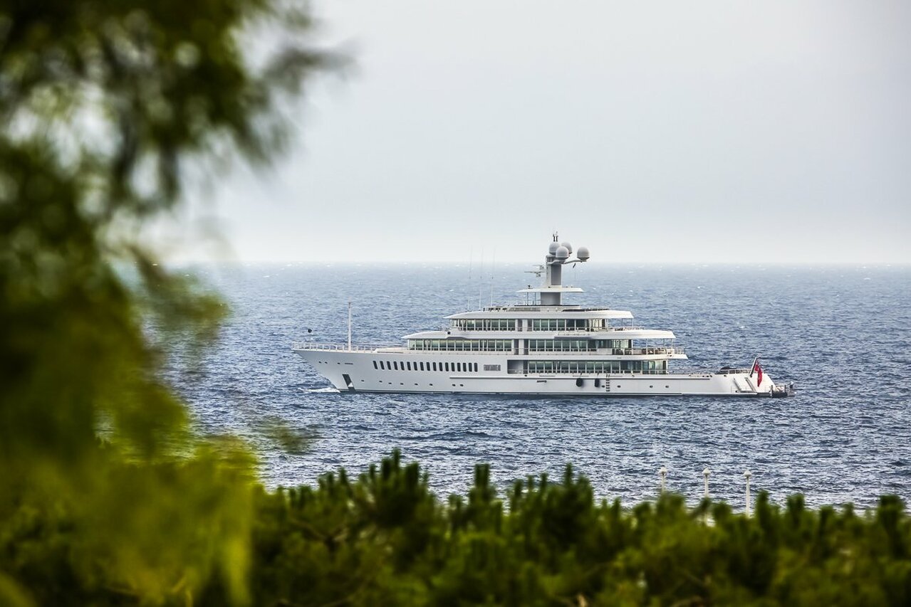 яхта Fountainhead - 88м - Feadship - Eddie Lampert