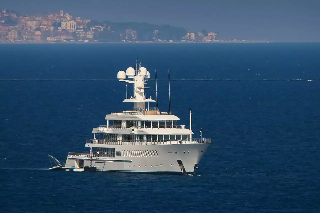 яхта Fountainhead - 88м - Feadship - Eddie Lampert