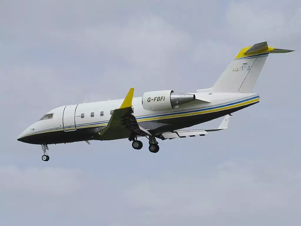 طائرة خاصة من طراز G-FBFI Canadair Flavio Briatore