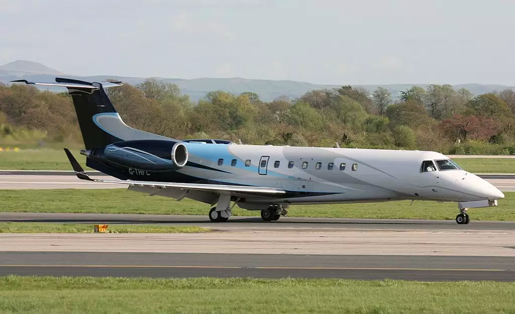 G-THFC Embraer Joe Lewis jet