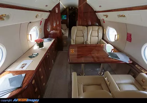 I-LUXO Gulfstream G550 Дель Веккьо