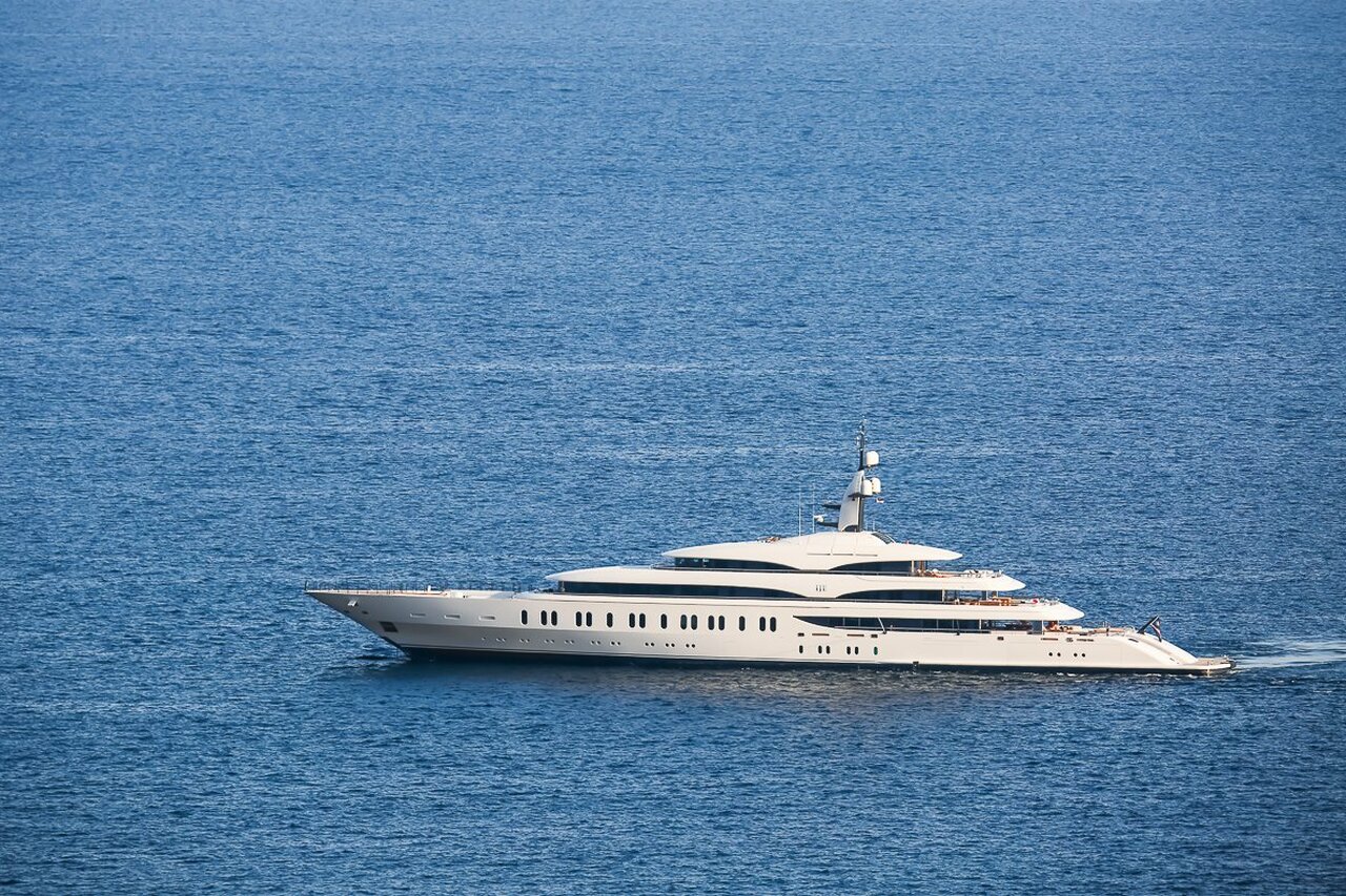 yat IJE – 108m – Benetti - James Packer