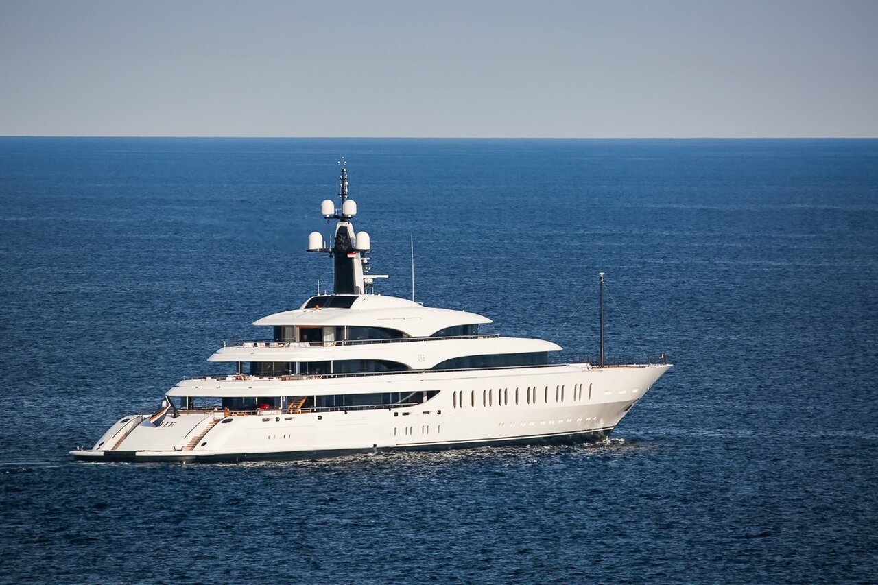 yacht IJE – 108m – Benetti - James Packer