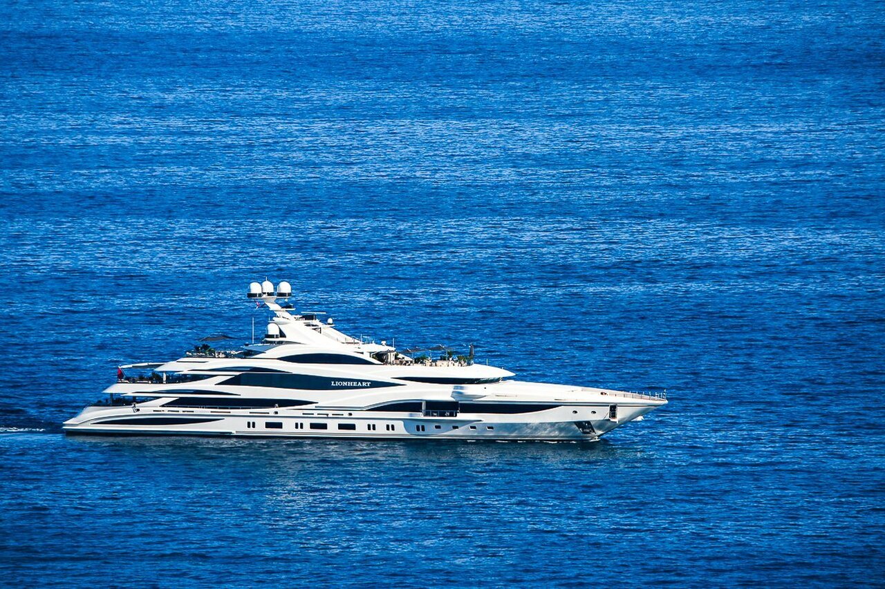 LIONHEART Yacht • Benetti • 2016 • Eigentümer Philip Green