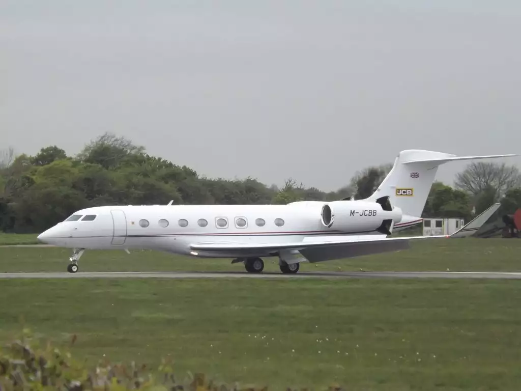 M-JCBB • Gulfstream • G650 • Lord Bamford