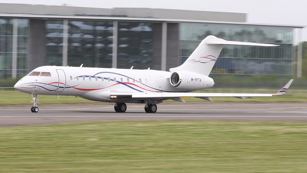 Avion M-YFTA Global 6000 Akhmedov