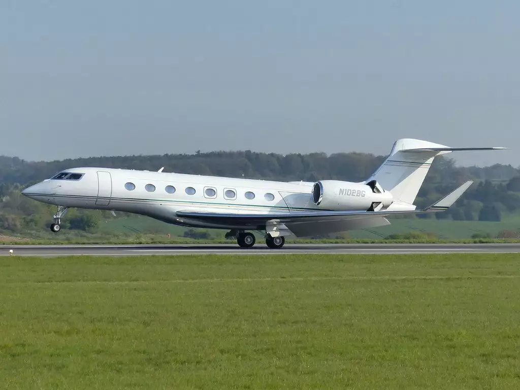 N102BG G650 James Berwind Jet