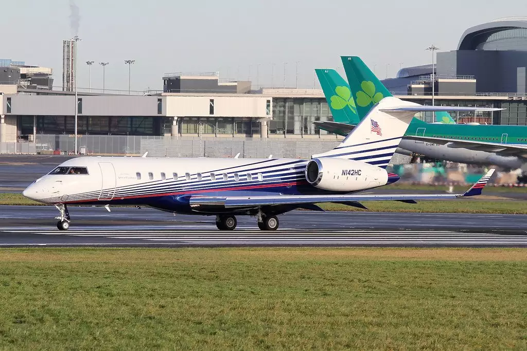 N142HC - Bombardier - Cámaras de hierbas