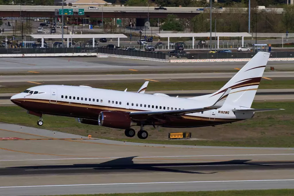 N162WC B737 BBJ Деннис Вашингтон