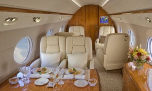 N1759C G550 Rick Caruso