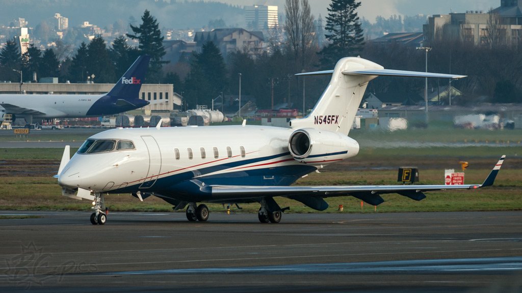 Avión N545FX Bombardier Bill Miller