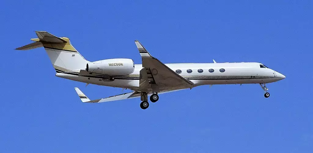 Tilman Fertitta, propriétaire du N625GN Gulfstream G550