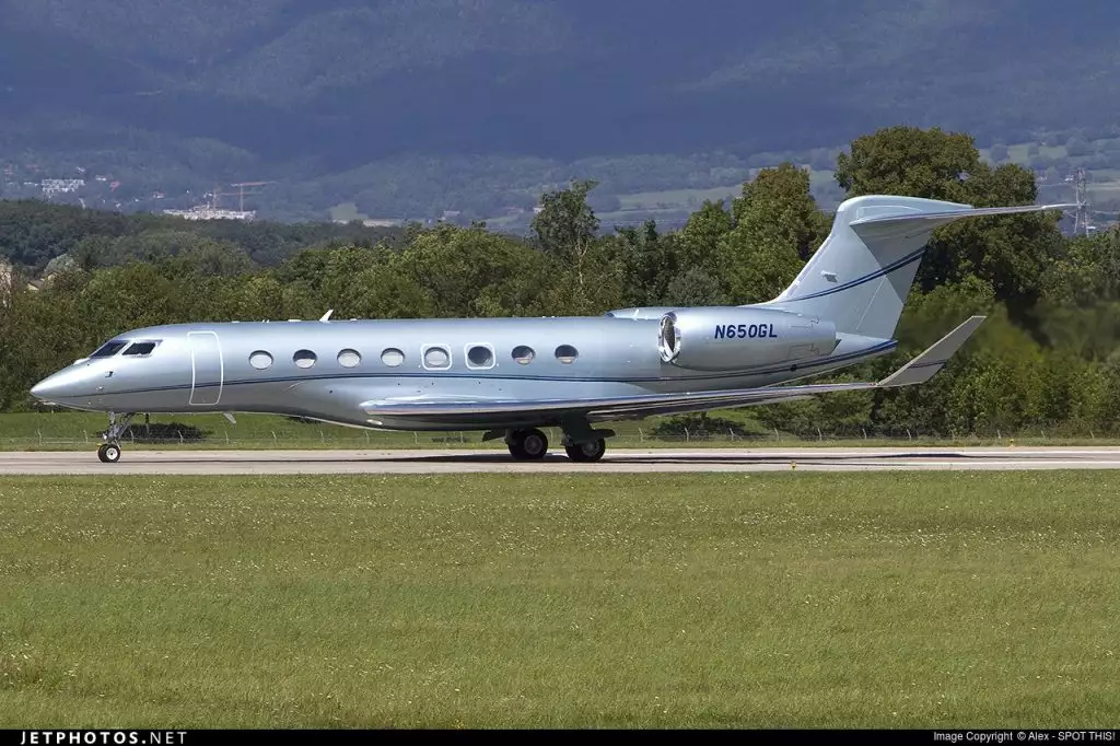 RA-10207 Gulfstream G650 Леонид Михельсон