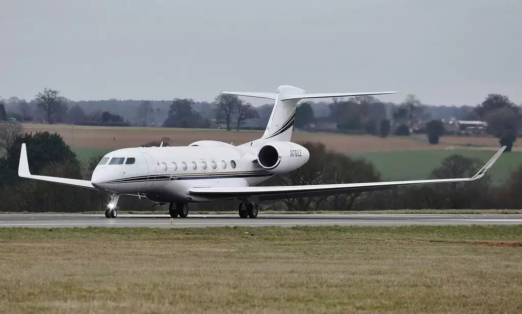 Частный самолет N761LE G650 Блаватник