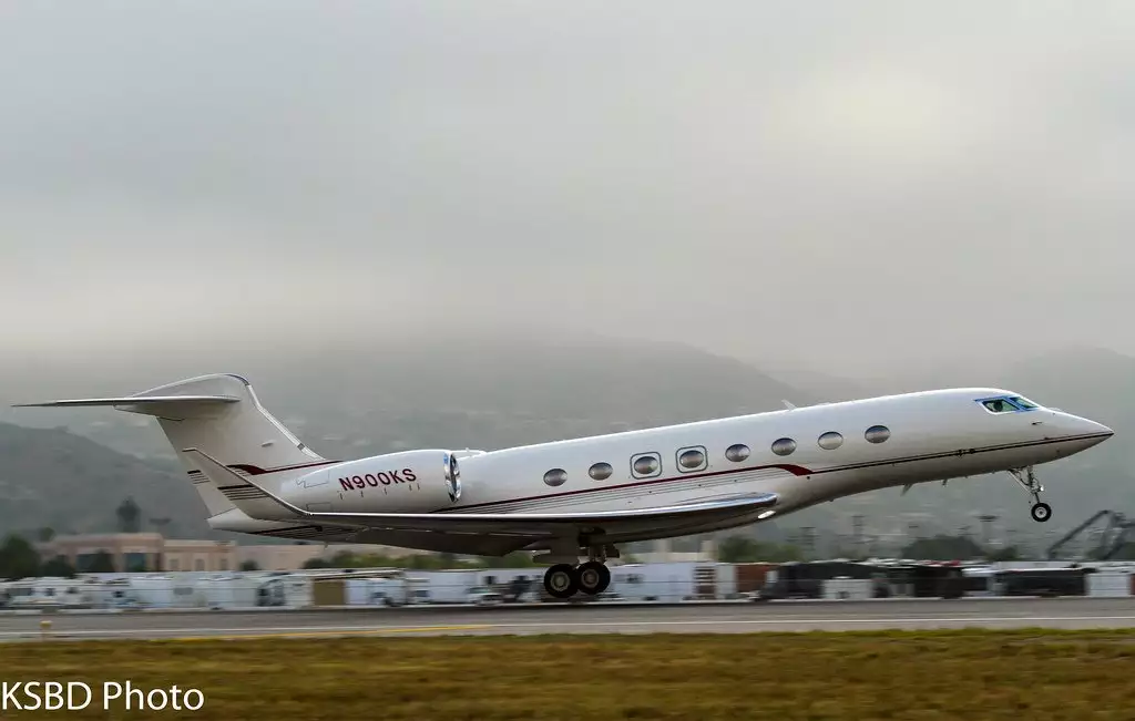 Avión de Steven Spielberg N900KS G650