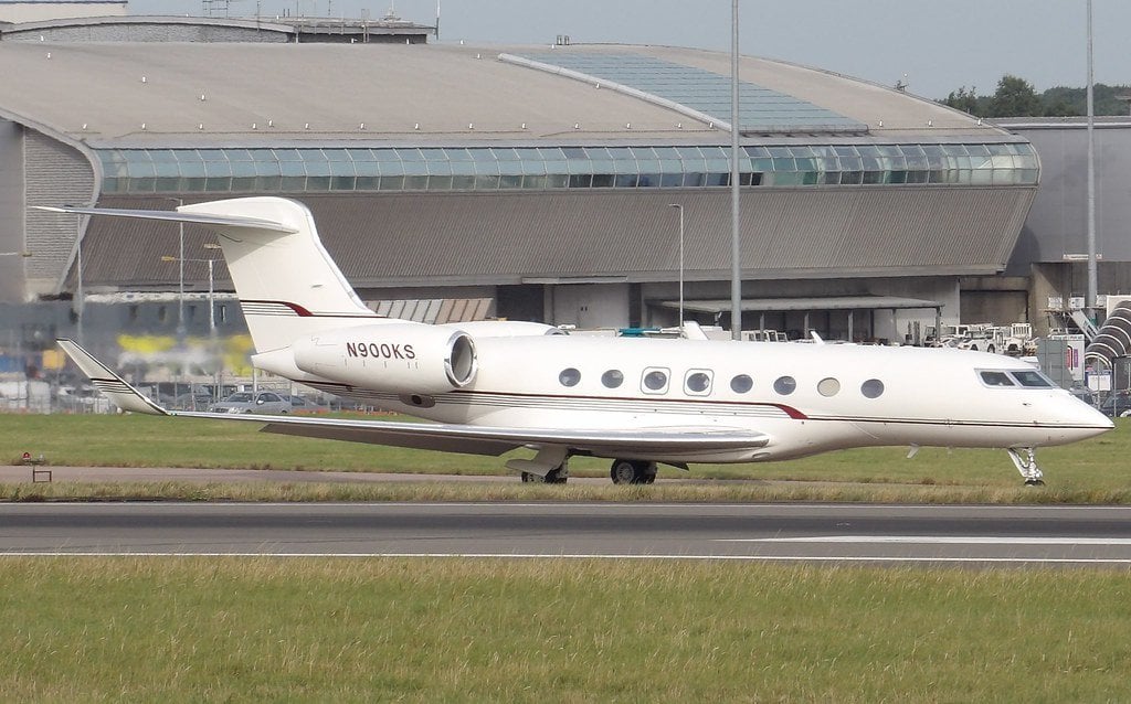 Avión de Steven Spielberg N900KS G650