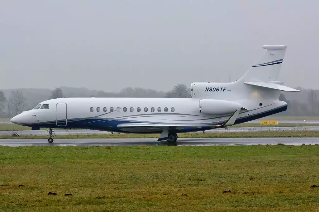 N906TF Falcon 7X Aliments Tyson 