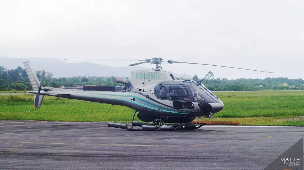 Helicóptero N988MD Ray Dalio