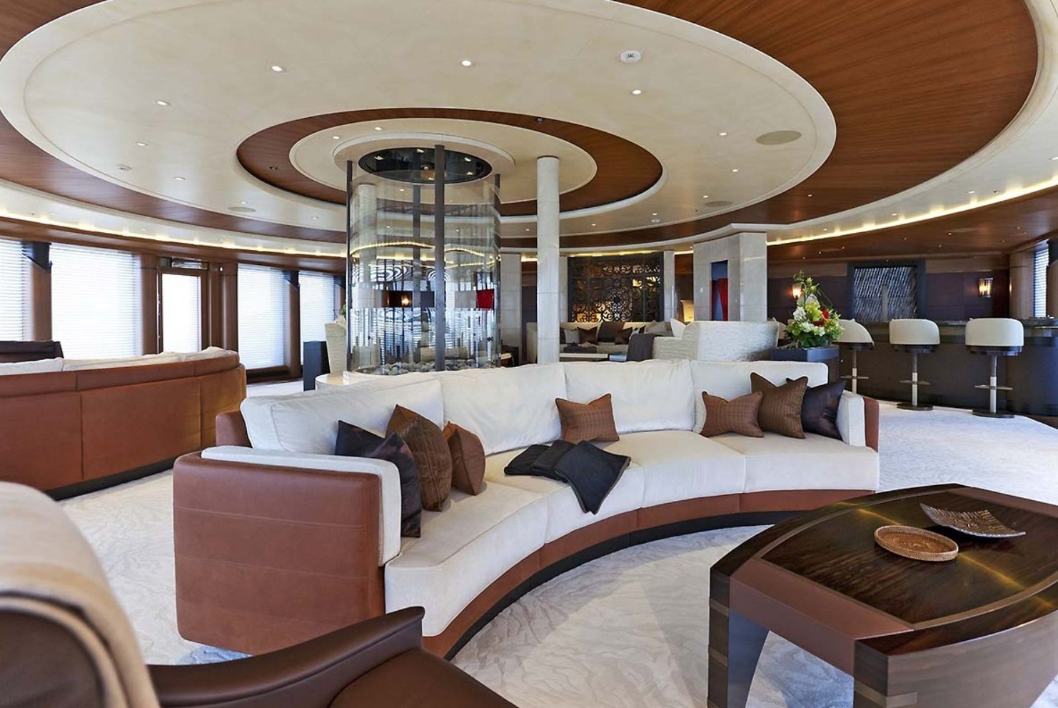 Interiore sereno dell'yacht
