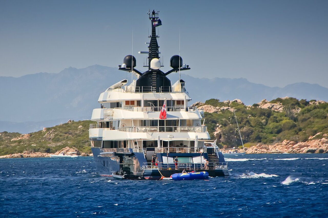 MAN OF STEEL Yacht • Oceanco • 2010 • Owner Barry Zekelman MAN OF STEEL Yacht - Oceanco - 2010 - Propriétaire Barry Zekelman