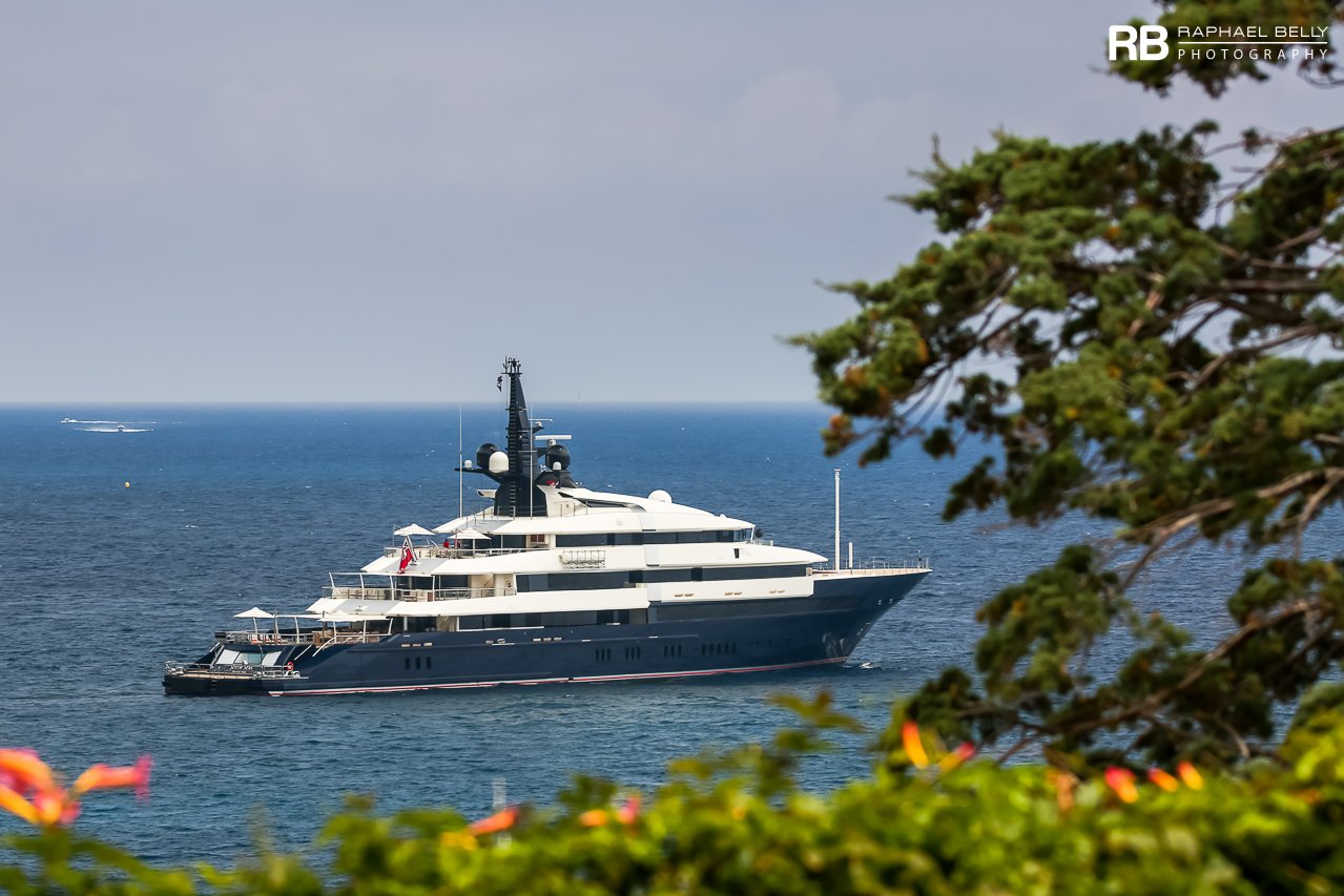 MAN OF STEEL Yacht • Oceanco • 2010 • Owner Barry Zekelman