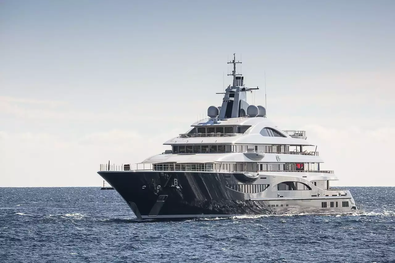 yat Lady Gulya (TIS) – 111m – Lurssen