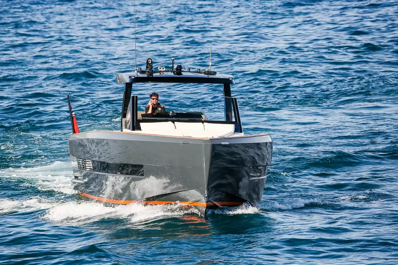 Iate Tender To Gene Machine (Fjord 42 Open) - 12,59m - Fiorde