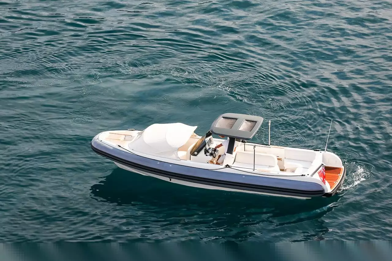 Tender To Ocean Victory (X55) – 8m – Mastercraft