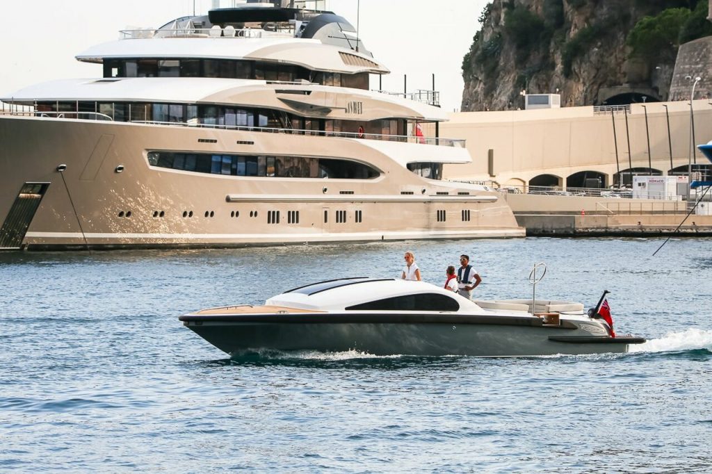 RADIANT Yacht • Abdulla al Futtaim 300M Superyacht