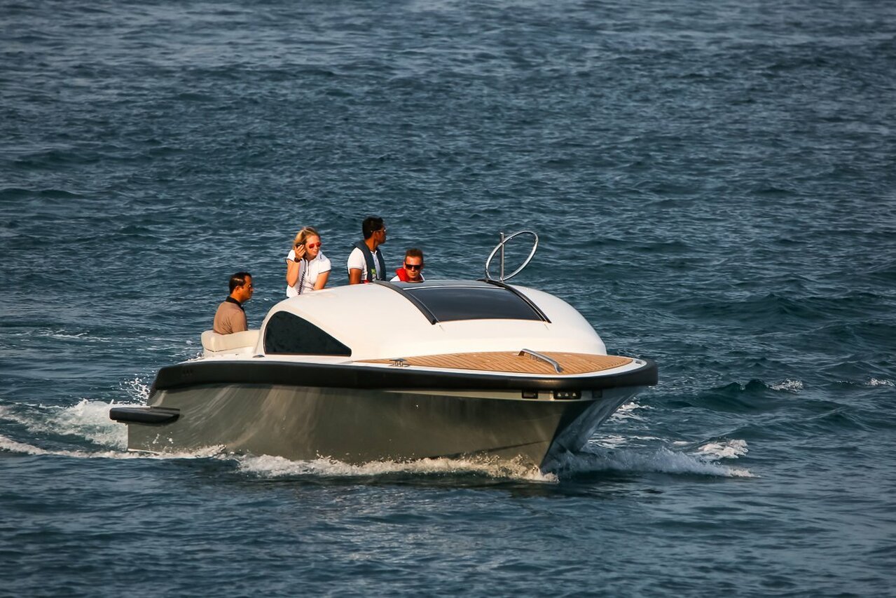 tender to Radiant (Custom Limousine Tender) – 11,2m - Yachtwerft Meyer