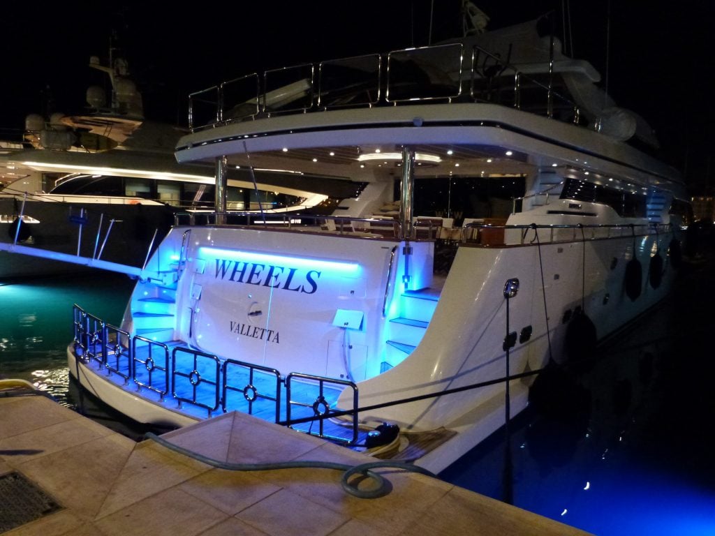 Wheels Yacht • Trinity • 2009 • المالك ريك هندريك