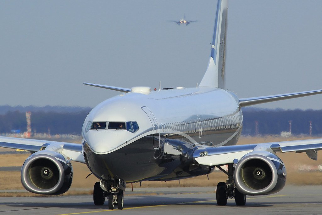 VP-BBZ B737 BBJ Süleyman Kerimov