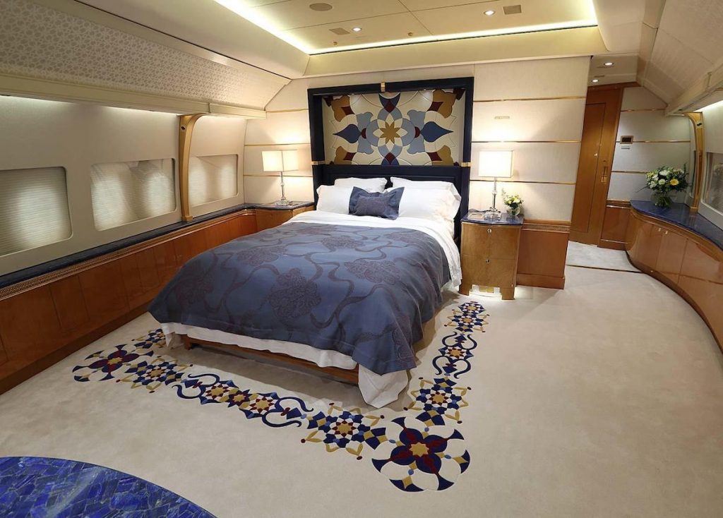 VQ-BSK B747 interior Qatar Royal Family