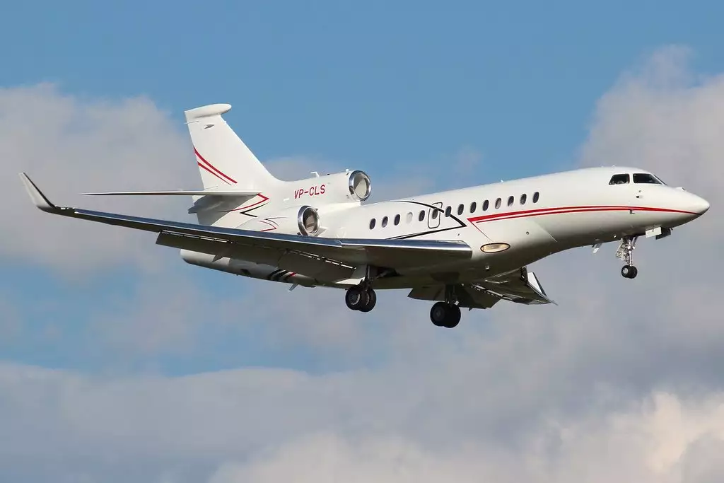 VP-CLS Falcon 7X Вагит Алекперов (Лукойл) 