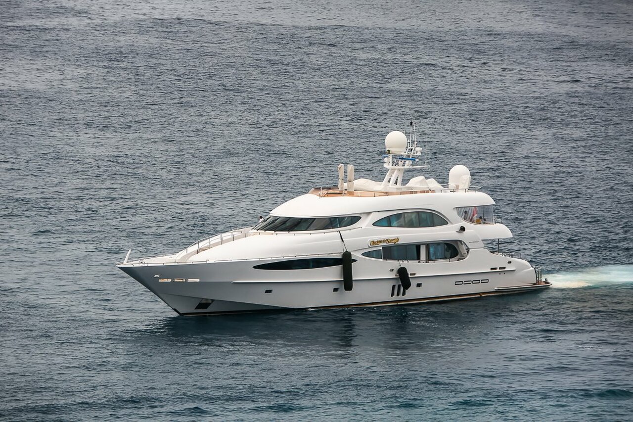 Yacht World Is Not Enough - 42m - Millennium - Staluppi