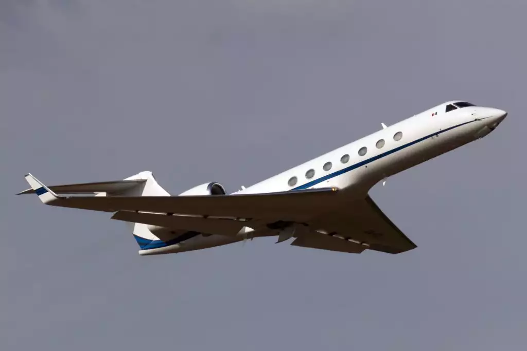 Частный самолет XA-ATL G550 Carlos Slim