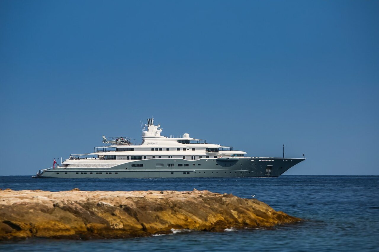 RADIANT Yacht • Abdulla al Futtaim $300M Superyacht • Lurssen • 2009