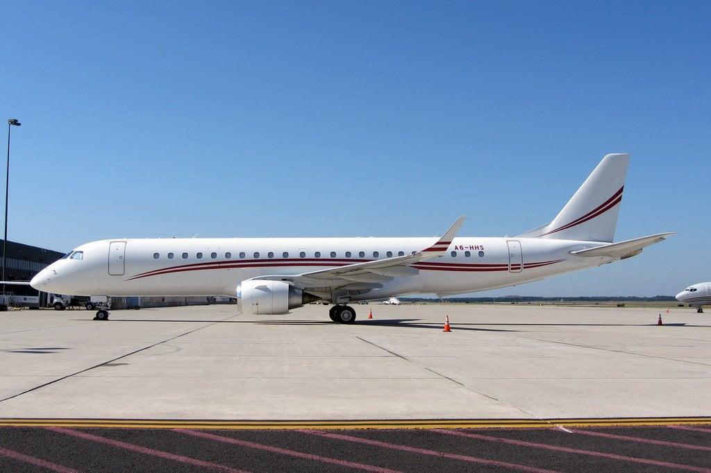 A6-HHS Embraer LINEAGE 1000 Eigenaar Sultan bin Khalifa