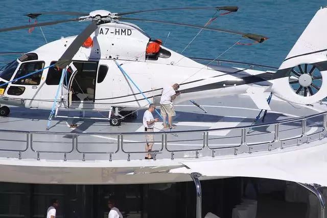 A7-HMD - Emir do Qatar - helicóptero Katara