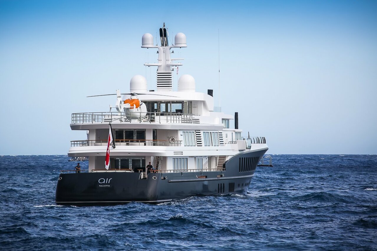 Yat Air - 81m - Feadship