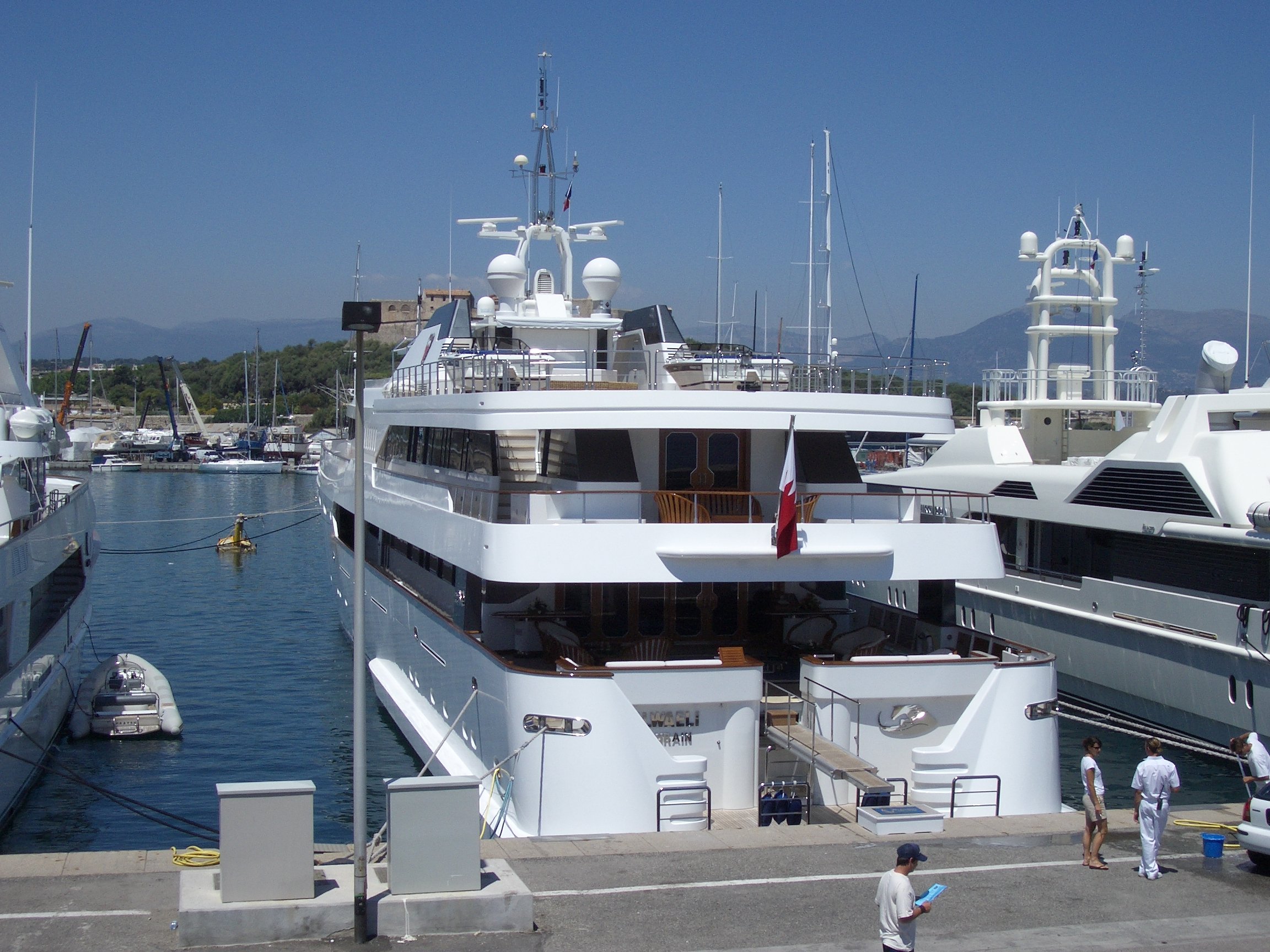 ALWAELI Yacht • CRN • 1991 • Eigenaar King of Bahrein