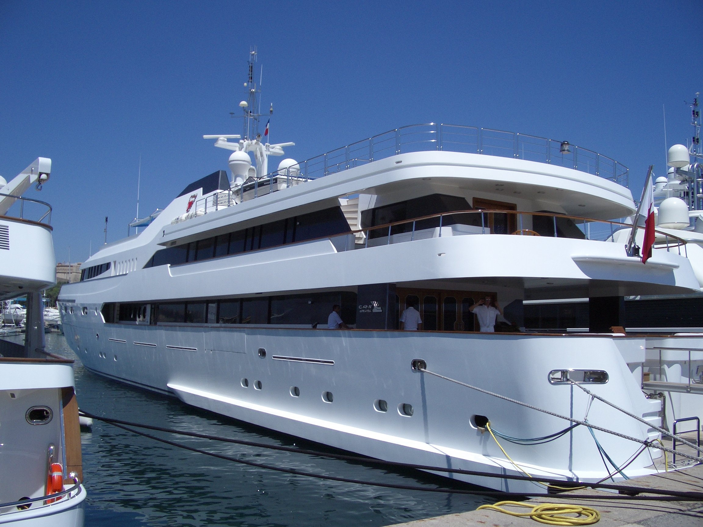 bahrain royal family yacht