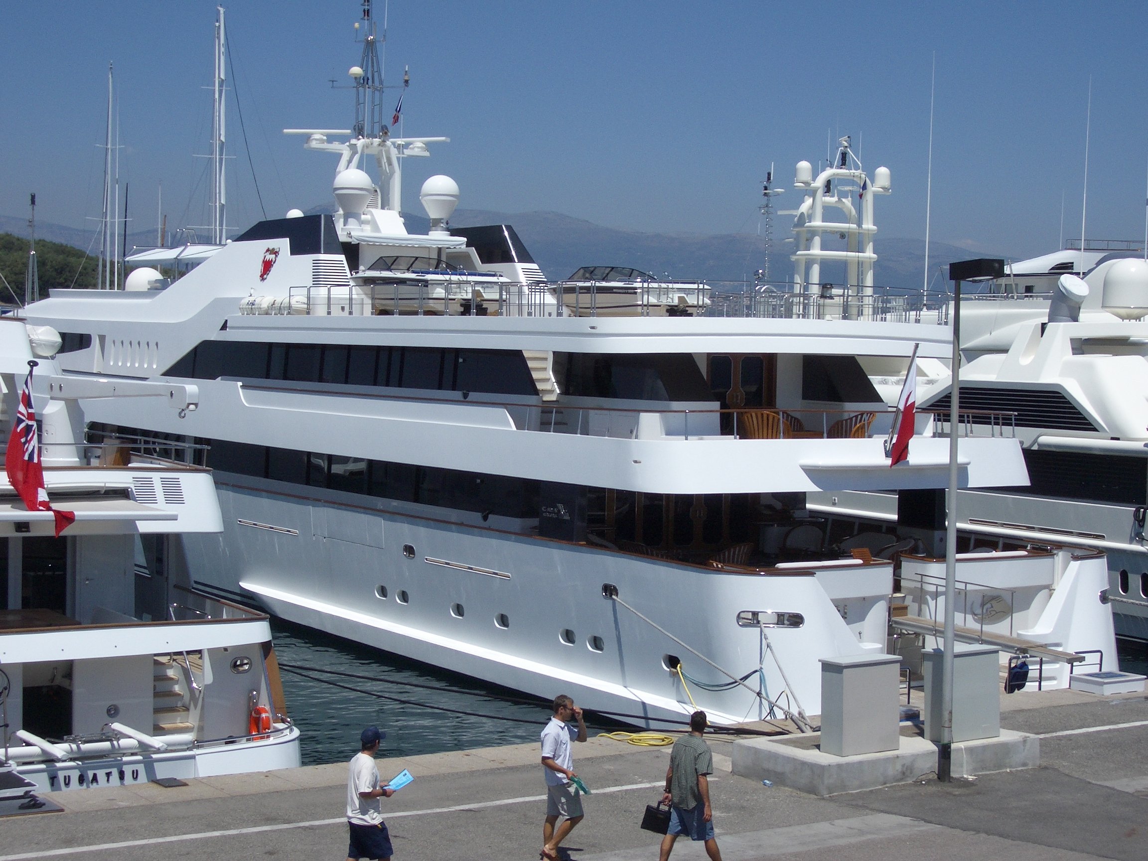 ALWAELI Yacht • CRN • 1991 • Armatore King of Bahrain